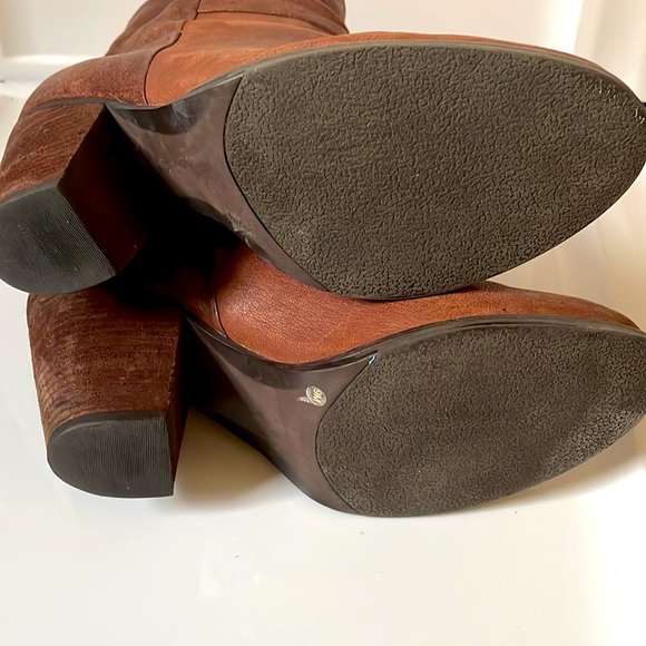 USED Arturo Chiang brown leather booties - Picture 5 of 5